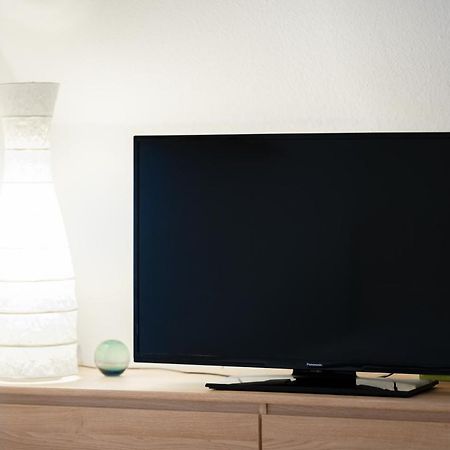 Stay Awesome - Schonfeld Apartment, Netflix Und Kostenloses Parken Kassel Eksteriør billede
